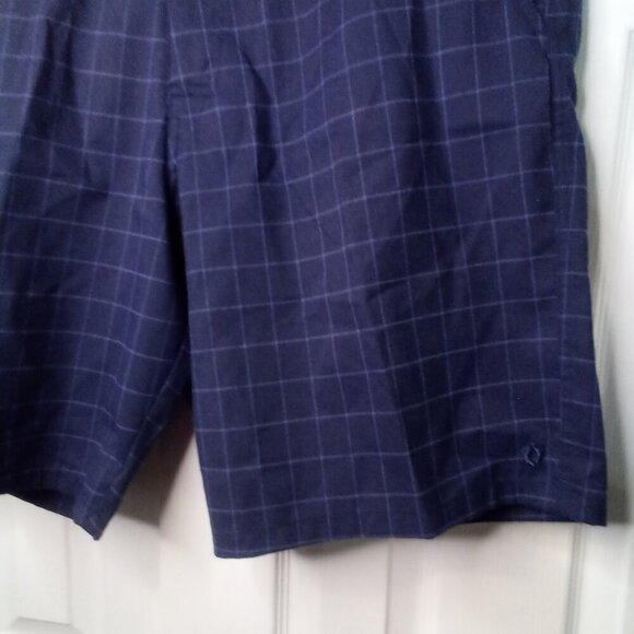 Hang Ten Shorts Men 40 Casual Plaid Blue - Picture 5 of 12